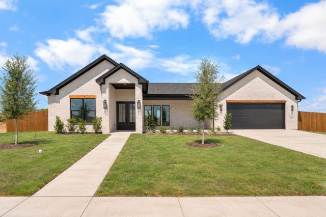 1125 Dillinger Rd — Bull Hide Estates