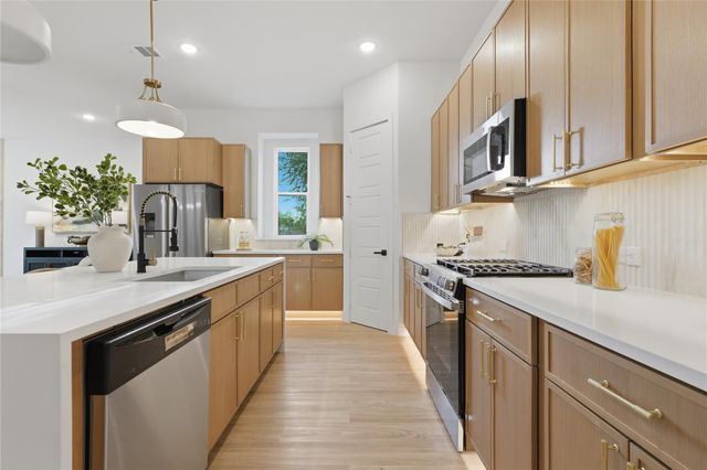 406 Hearth Ter — Argyle Town Village