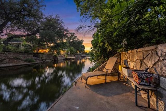 3810 Silver Creek Ct — Comanche Harbor Sec B