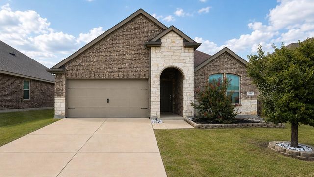 800 Goldenrod Ln — Whitewing Trails Ph 1