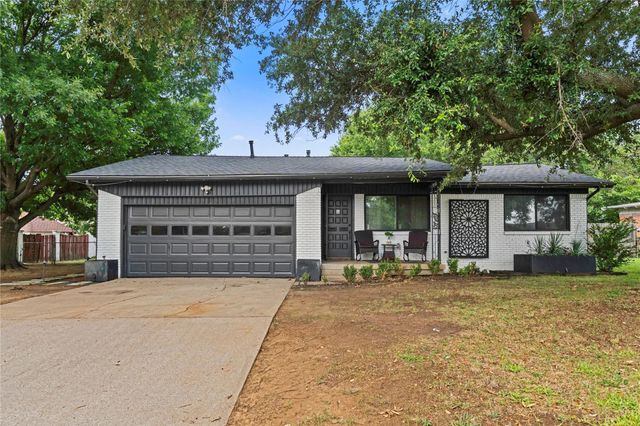 8128 Newman Dr — Sunny Meadow Add