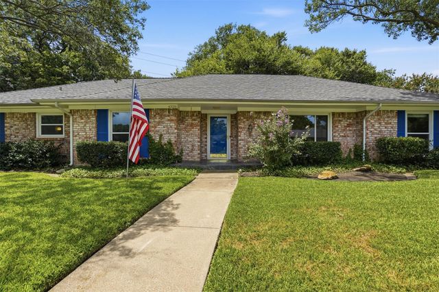 4328 Winding Way — Ridglea Country Club Estate