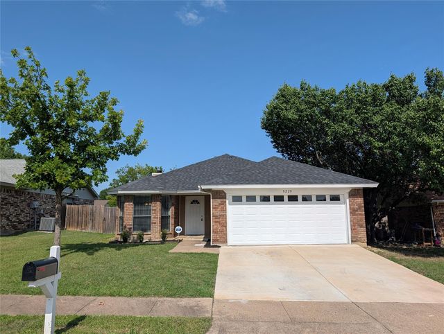 8220 Meadowbrook Dr — Foster Village Add