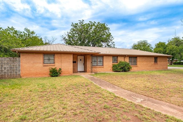 780 Rosewood