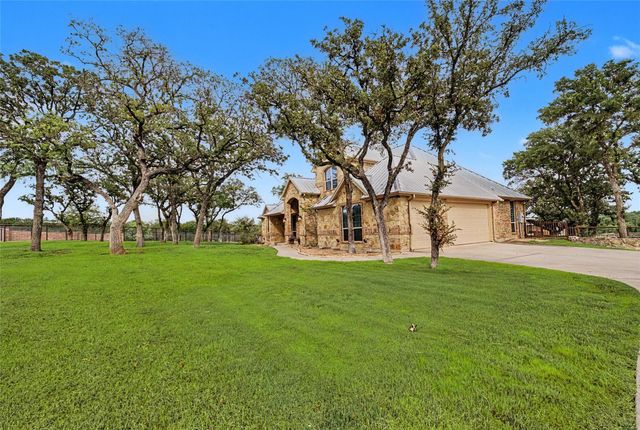 137 Silver Saddle Cir — Silverado on the Brazos