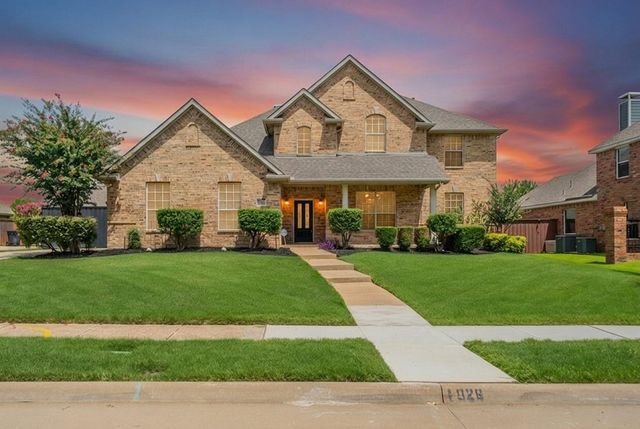 1026 Brentwood Dr — Hunters Landing - Ph I