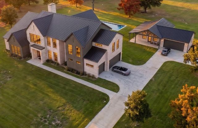 8459 Shady Grove Rd — Fresh Meadows Estates