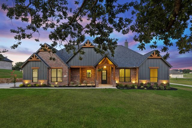 2043 Vaquero Dr — Estancia