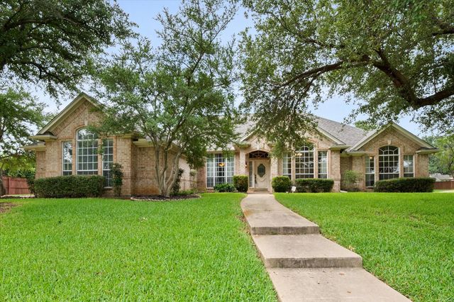 8904 Thornway Dr — Thornbridge Addition