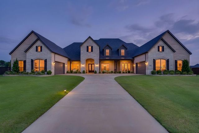 651 Bandera Dr — Legacy Estates Ph 2