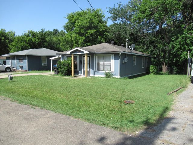 4214 3rd St — Pollard Add
