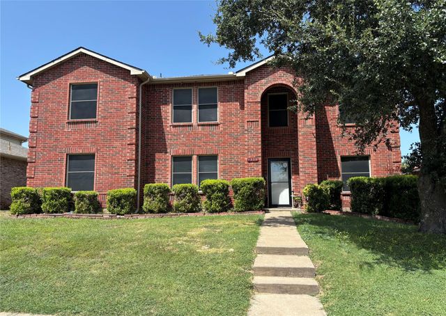 1229 Longleaf Dr — Heritage Add Ph Iiib
