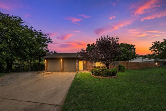 117 Myrtle Ct — Hurst Terrace Add