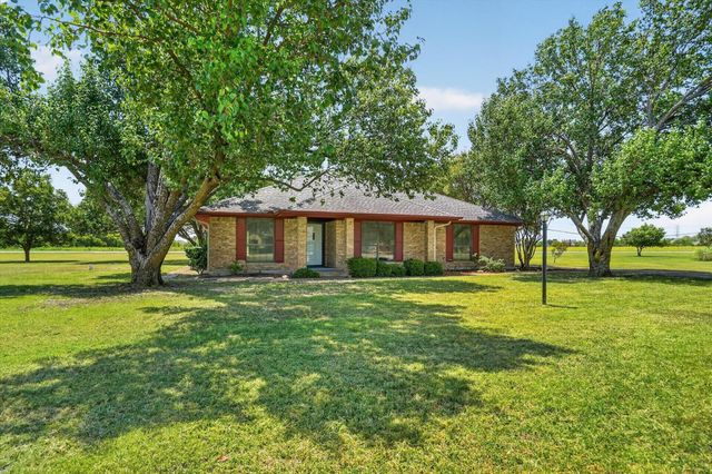 104 Royal Park Ln — Royal Park Manor