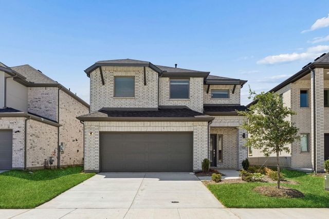 2804 Auburn Ct — Lowry Trails