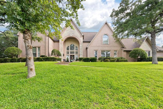 2829 Donnybrook Dr — Bent Oaks
