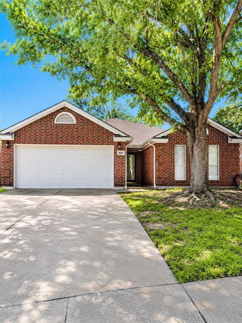 1623 Allen Dr — Creeekside High Pointe