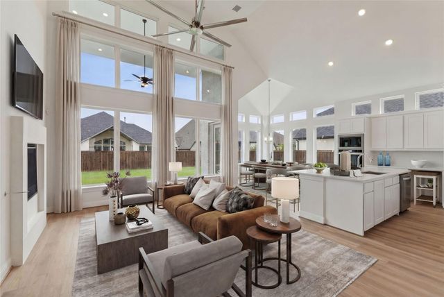 2830 Shane Dr — Lakes of Somercrest