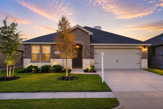 1221 Trevino Rd — Travis Ranch Ph 1h