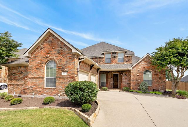 6421 Fieldcrest Ln — Woodbridge
