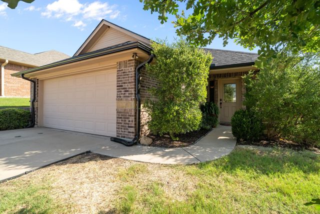 1261 Newcastle Dr — Town Creek Dev Ph