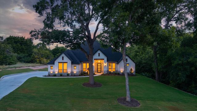 7631 Woodstream Rd — Winding Creek
