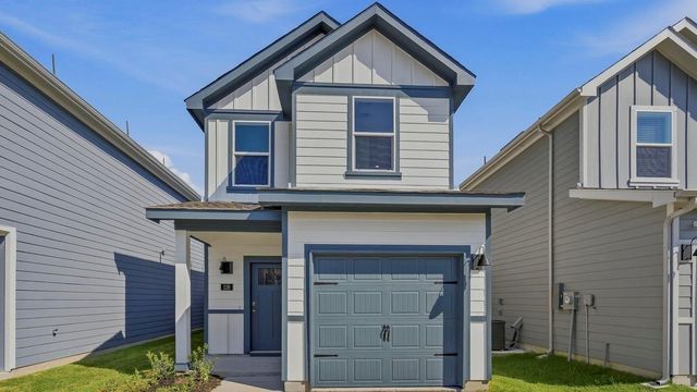126 Arbor Dr — Arbor Trails South