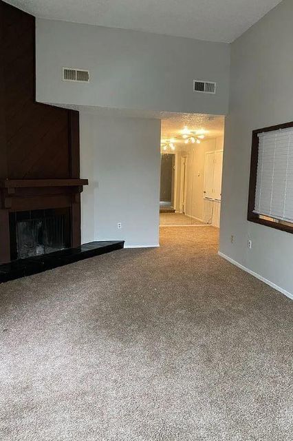 9696 Walnut