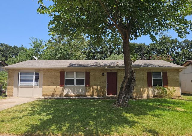 4412 Central