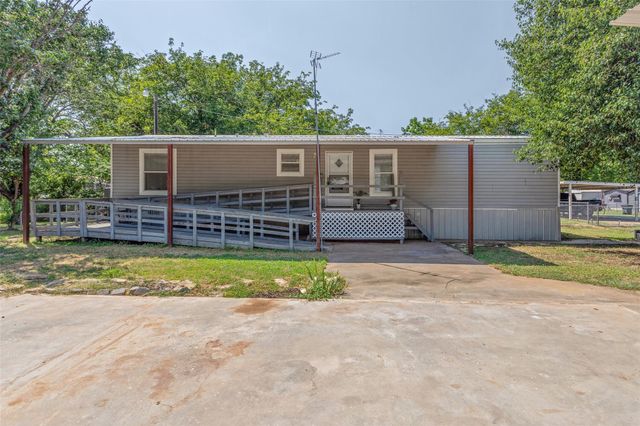 3616 Pecan Grove Ct — Oak Trail Shores Sec A