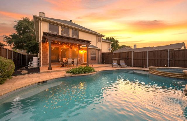 2504 Heather Glen