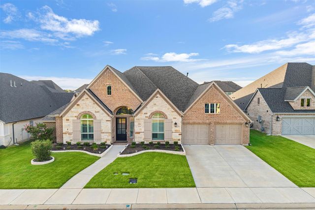 2837 Midlake Dr — Lakes Of Somercrest