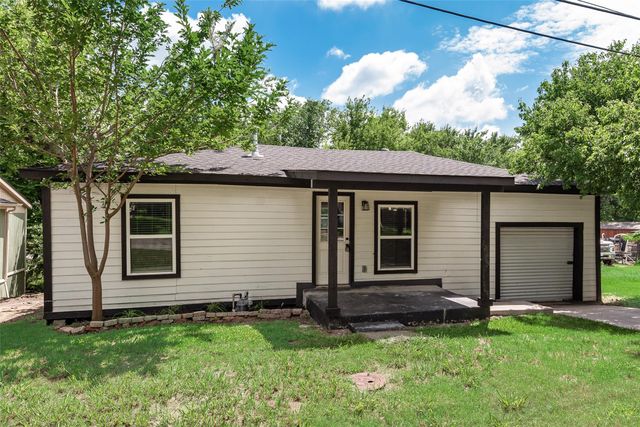 105 Weaver St — Forney Rev