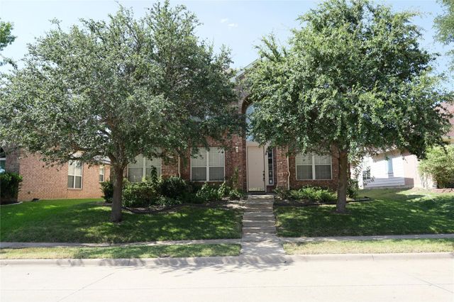 2032 Fox Glen