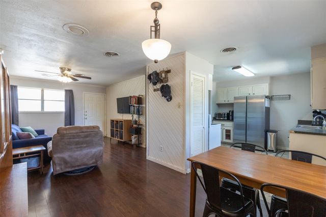 2618 Rountree Dr — (302) HILLCREST ADDN,DECKER ADDN,WINKLES