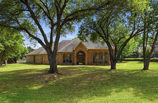 1363 Cross Timber Dr — Cross Timber Hills Add