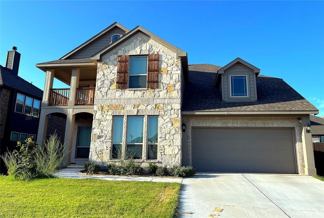 2909 Parkwood