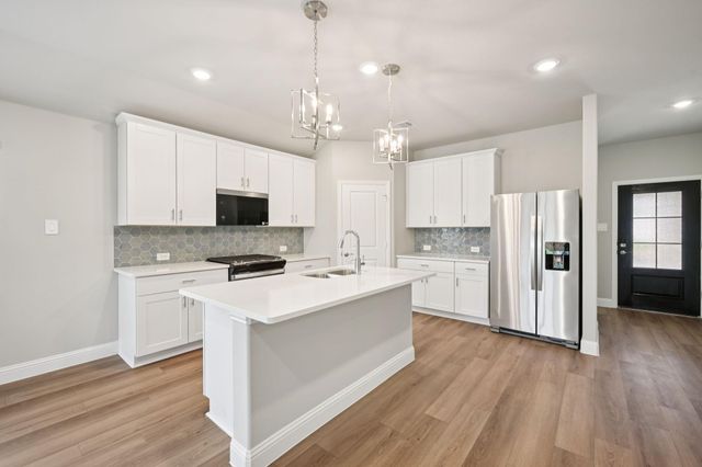 1405 Buck Run Dr — Eastridge
