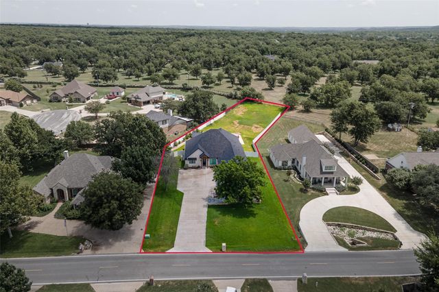 9303 Bellechase Rd — Pecan Plantation