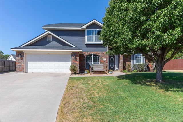 4317 Dee Ann Ct — Mesquite Forest Estates