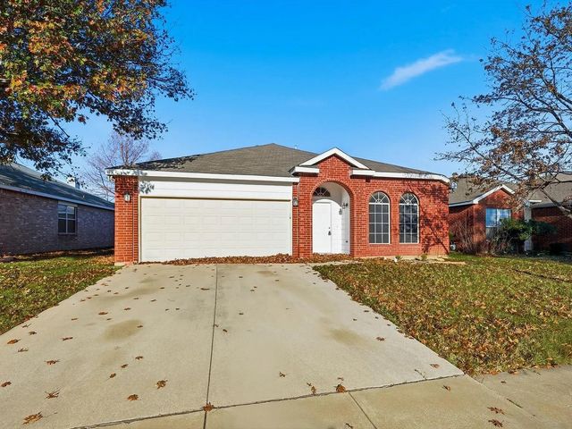 1048 Harriman Dr — Highland Stationsaginaw