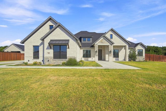 4231 Spring Garden Rd — Oak Creek Ranch