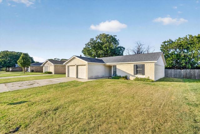 1200 E Georgian Rd — Saginaw North Add