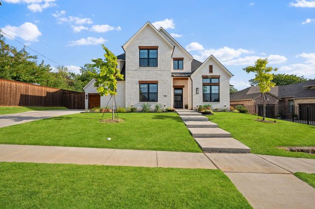 133 Chisholm Trl — Wichita Estates