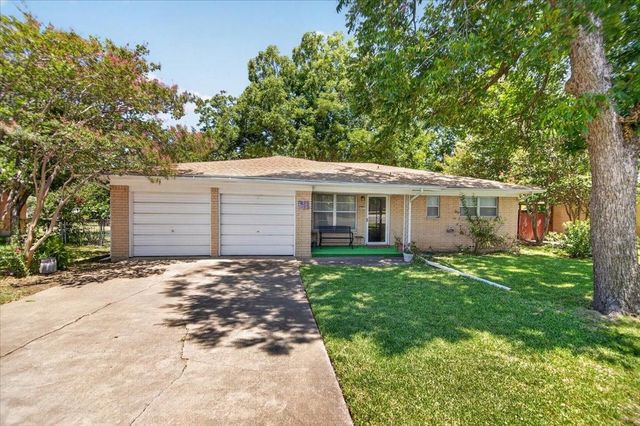 307 Estates Dr — Panther Terrace