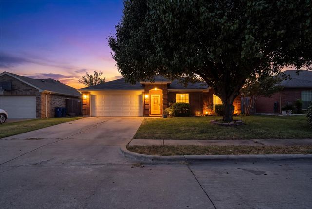 1017 Aaron Dr — ALSBURY ESTATES EAST PH 3
