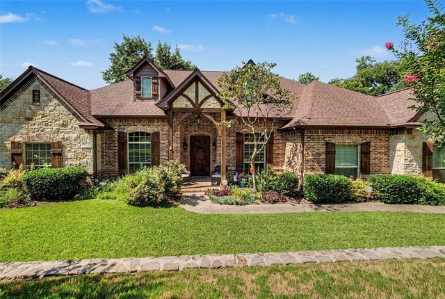 127 Cedar Bluff Ct — Stone Bluff Of Aledo