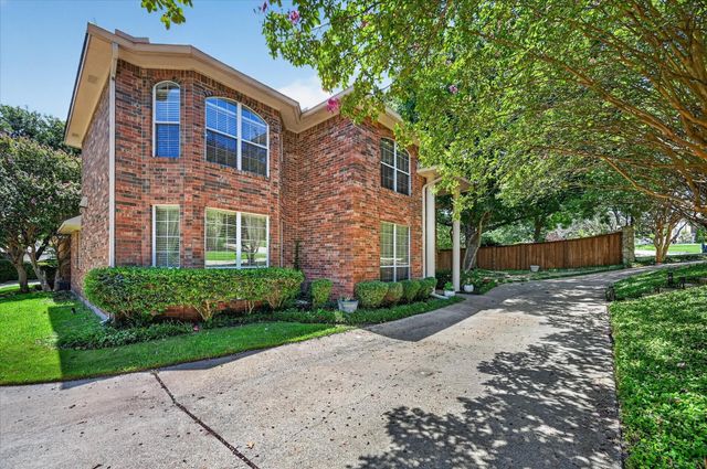 106 Sceptre Dr — Chandlers Landing #6
