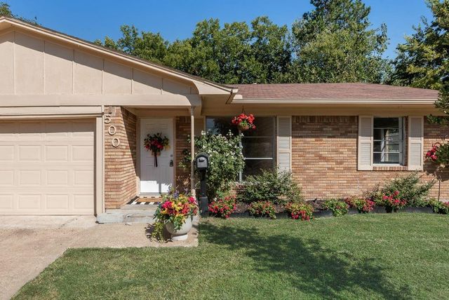 500 Kirven Ave — Red Bud Hill