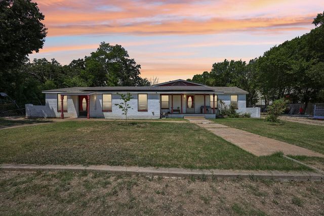 2450 S Burleson Blvd — Ira Clemons